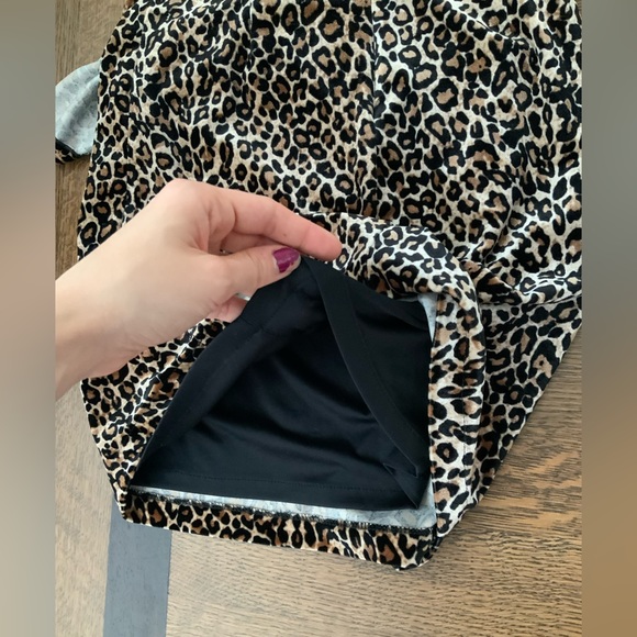 FORMULA JOVEN Leopard Cross Over Fabric Plush Skirt Women’s Size 28” - Picture 5 of 16
